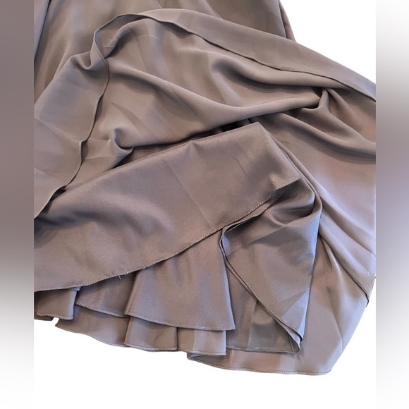 JJ’s House | Chiffon Cocktail Dress | Size 16 - Picture 3 of 10